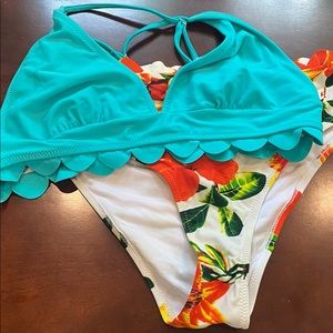 Hawaiian 🌺 Flower High Rise Bottom Bikini